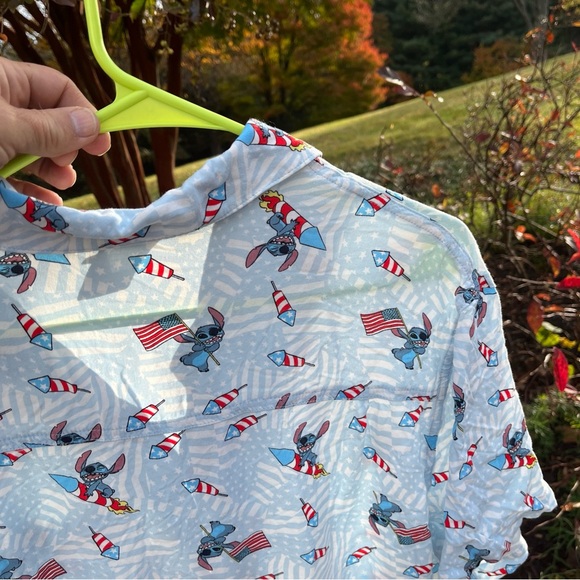 Men's Lilio and Stitch fireworks Shirt - XL - Picture 7 of 7